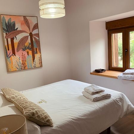 Apartamentos En El Valle Del Jerte Flores Para Angela Cabezuela Del Valle Ngoại thất bức ảnh