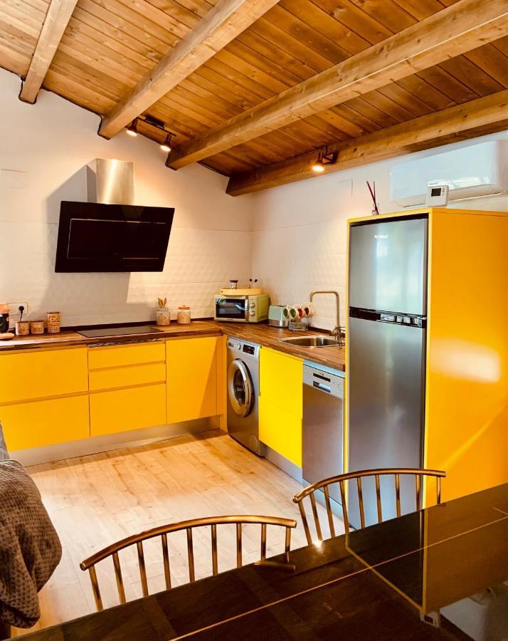Apartamentos En El Valle Del Jerte Flores Para Angela Cabezuela Del Valle Ngoại thất bức ảnh
