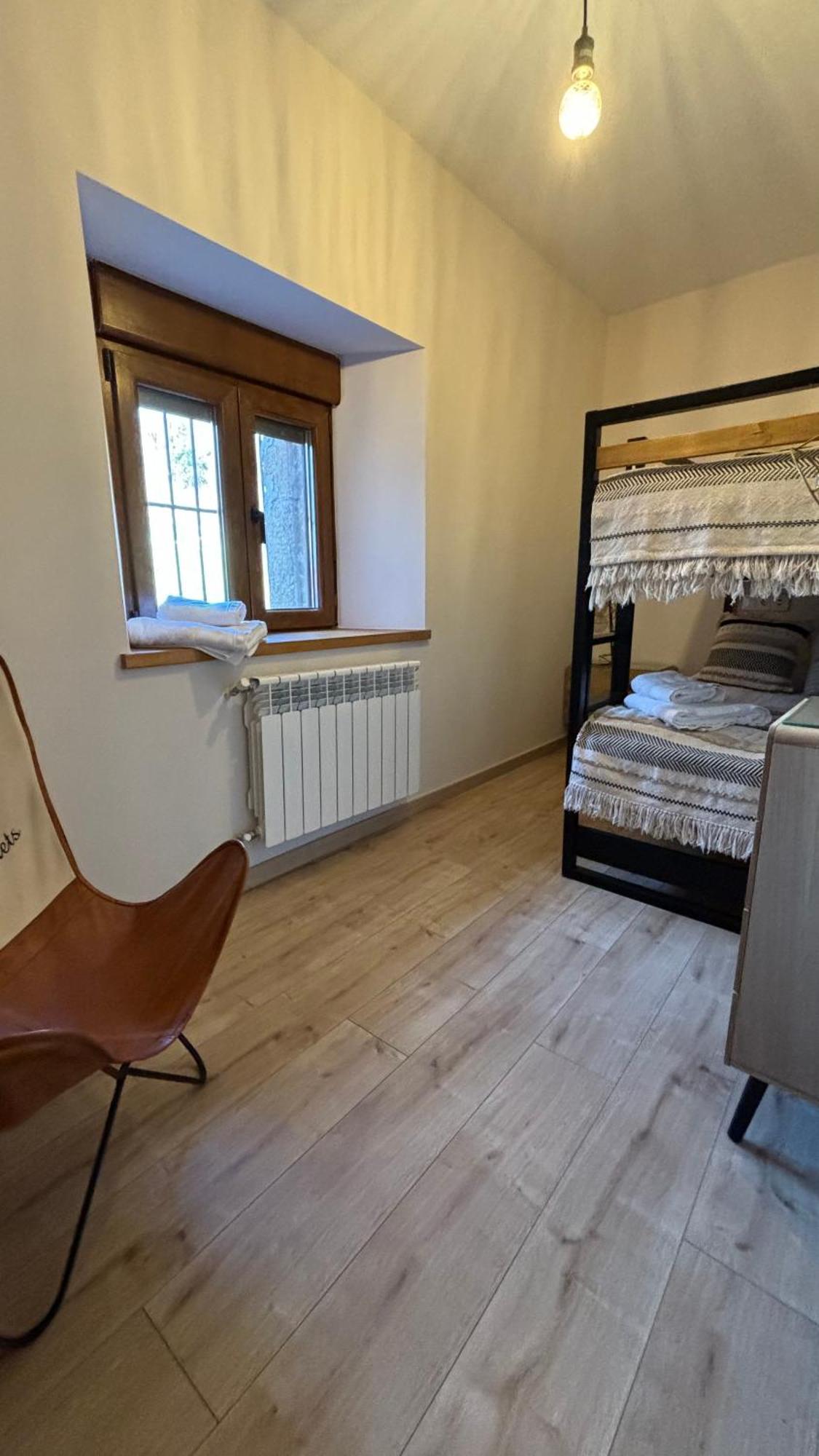 Apartamentos En El Valle Del Jerte Flores Para Angela Cabezuela Del Valle Ngoại thất bức ảnh