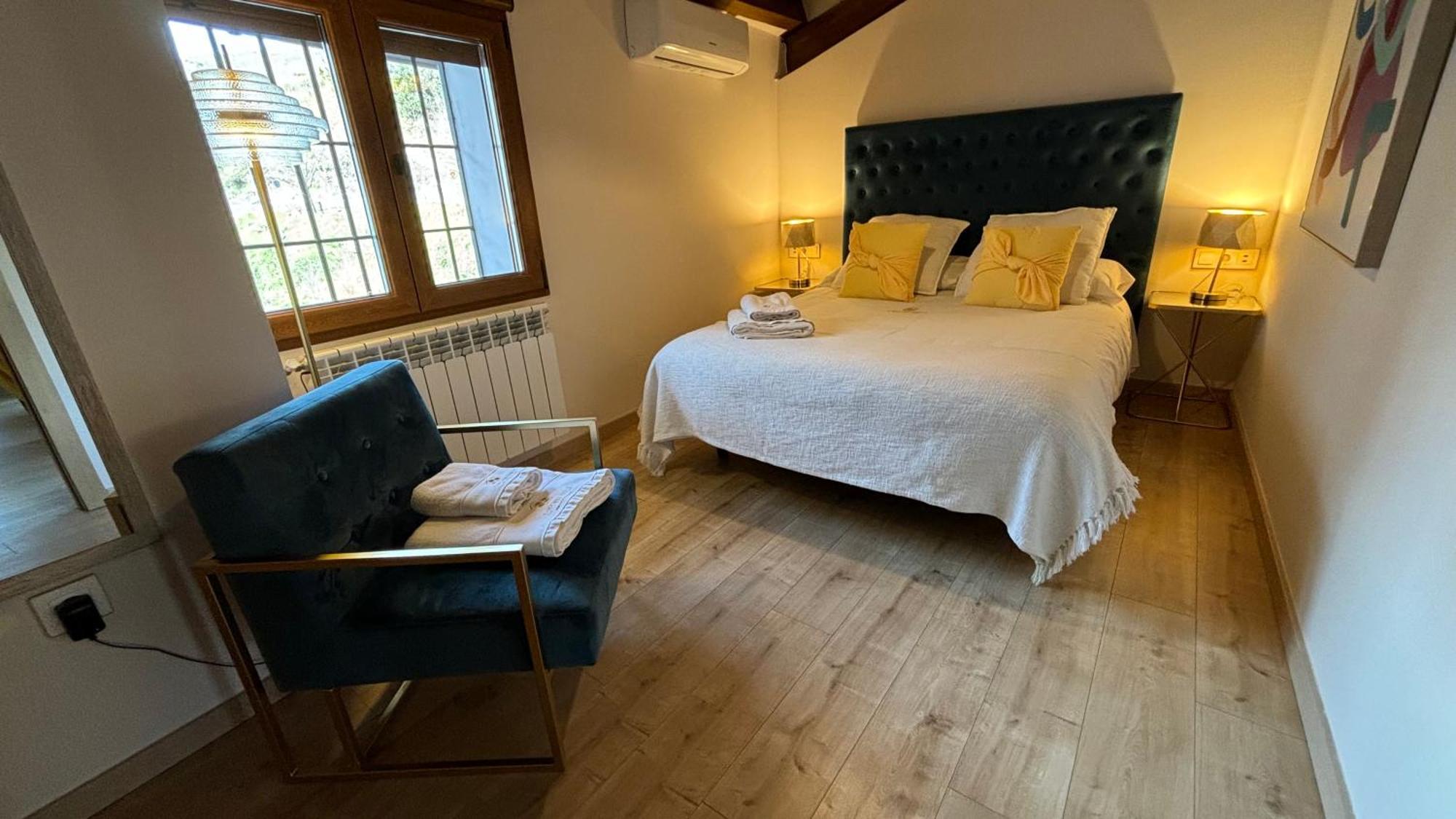 Apartamentos En El Valle Del Jerte Flores Para Angela Cabezuela Del Valle Ngoại thất bức ảnh