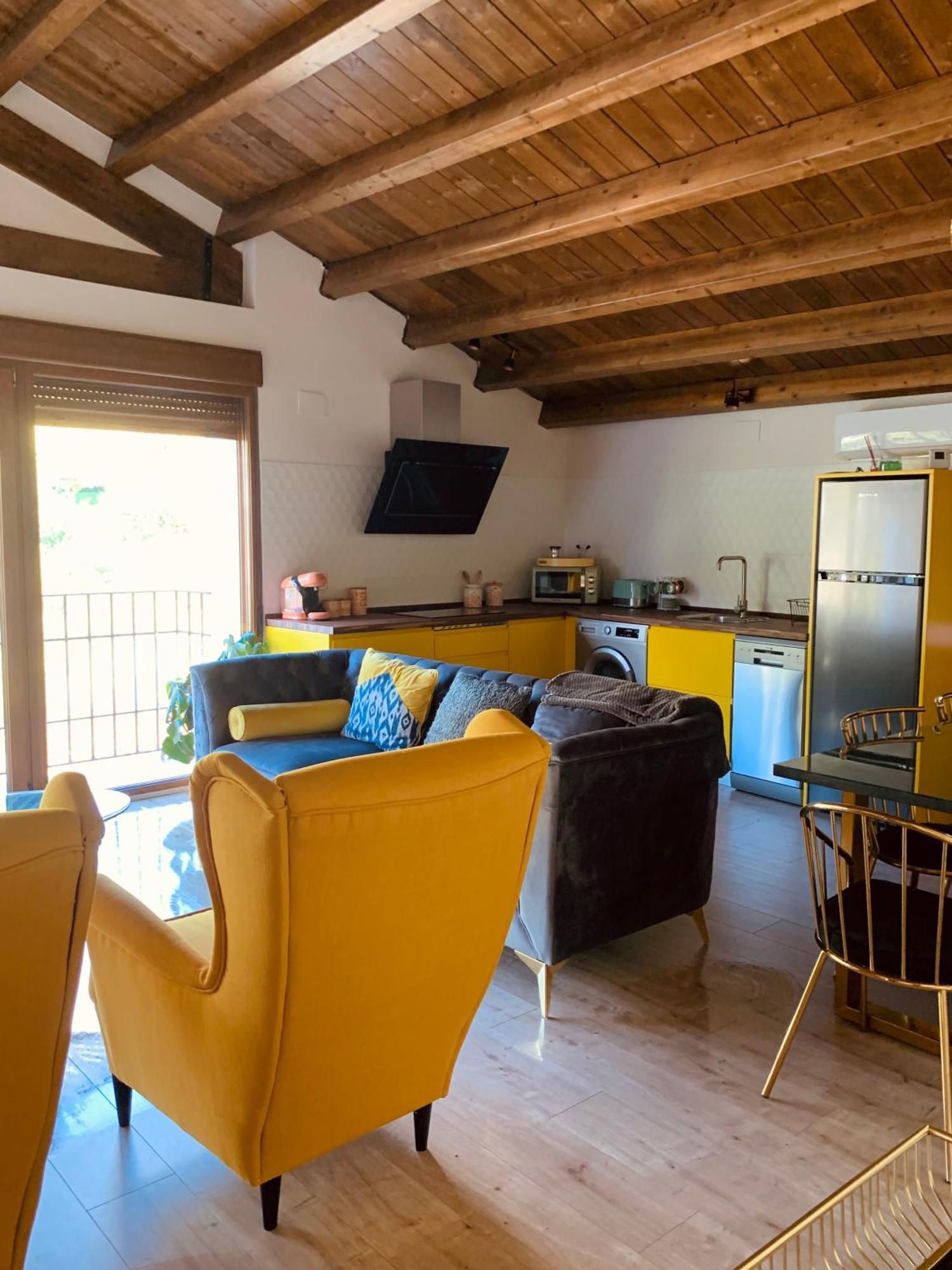 Apartamentos En El Valle Del Jerte Flores Para Angela Cabezuela Del Valle Ngoại thất bức ảnh
